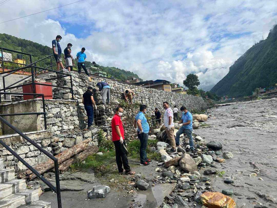 लामखुट्टेको वासस्थान नष्ट गर्ने अभियान संचालन।