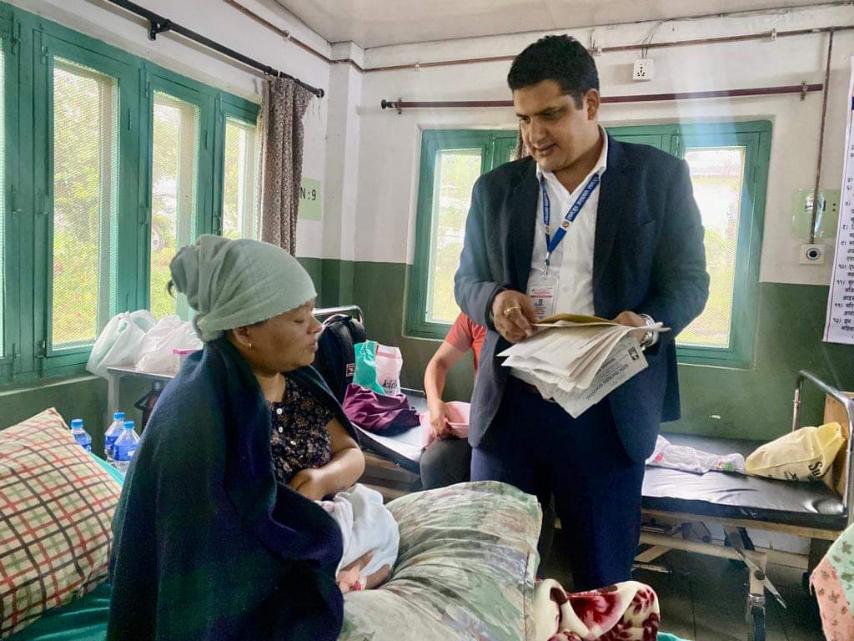 लमजुङ अस्पतालमा पहिलो पटक Painless Delivery (दुखाईरहित डेलिभरी) सफलतापूर्वक सुरुवात भएको छ ।