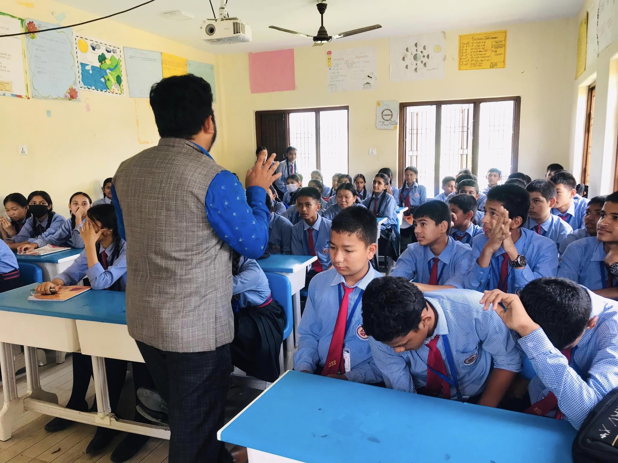 स्वास्थ्य सचेतना सम्बन्धि कार्यक्रम संचालन ।