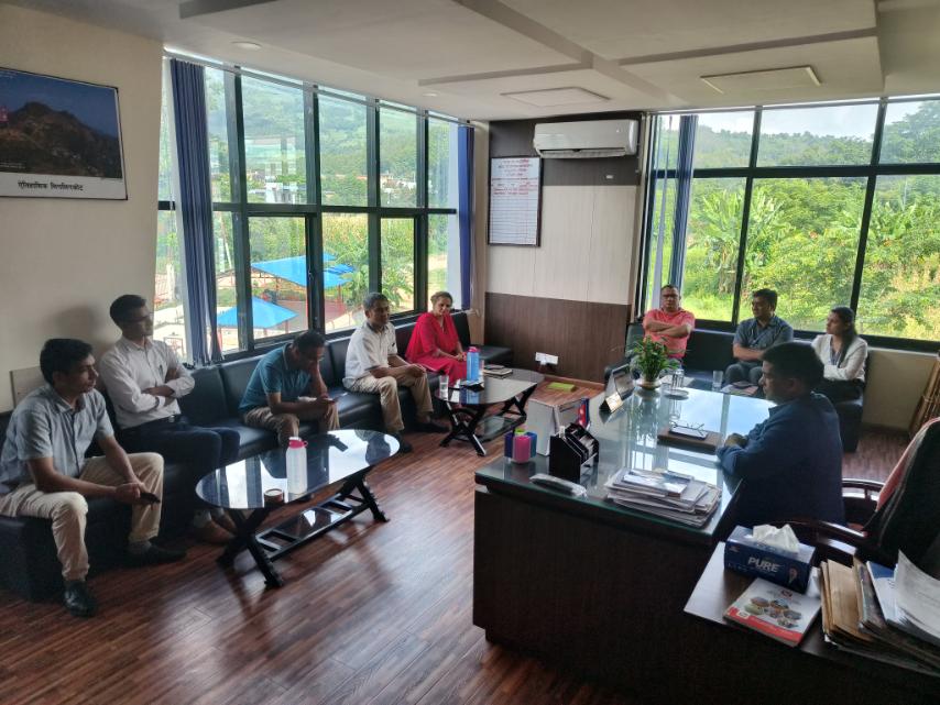 स्वास्थ्य निर्देशनालय, गण्डकी प्रदेशका महानिर्देशक र पालुङटार नगरपालिका, गोरखाका मेयर बीच भेटघाट सम्पन्न।