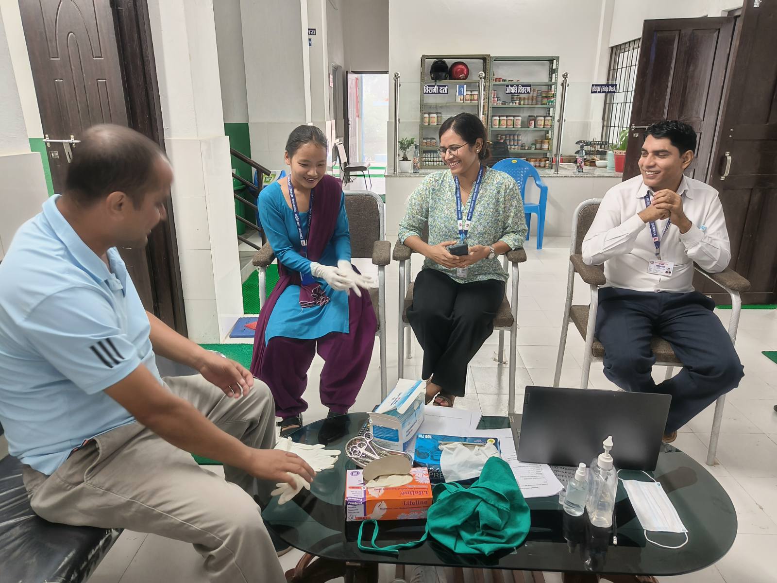 आयुर्बेद स्वास्थ्य केन्द्र, गोरखामा अनुशिक्षण सम्पन्न ।