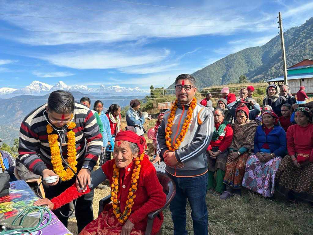 ज्येष्ठ नागरिकको घरमै उपचार, गाउँमा विशेषज्ञ स्वास्थ्य शिविर